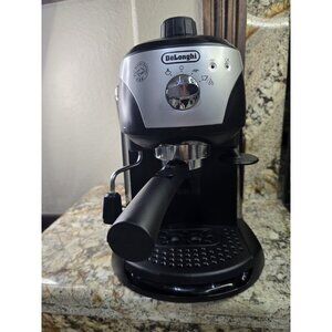 DeLonghi EC220CD Espresso Machine - Black